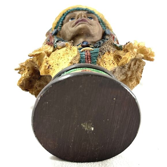 Native American Warrior And Woman Small Bust Statues Resin Apprx 7” - Picture 6 of 10